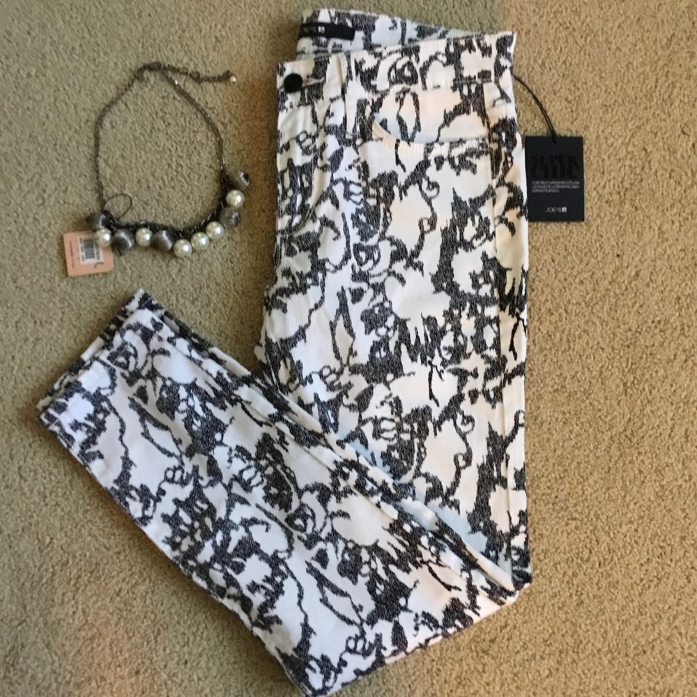 🆕 🖤 Joe's Jeans | black and white pants